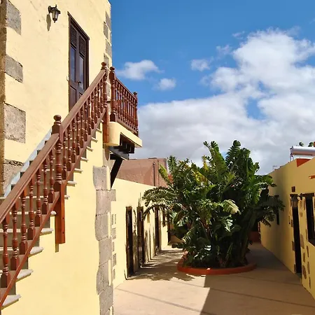 La Aldaba